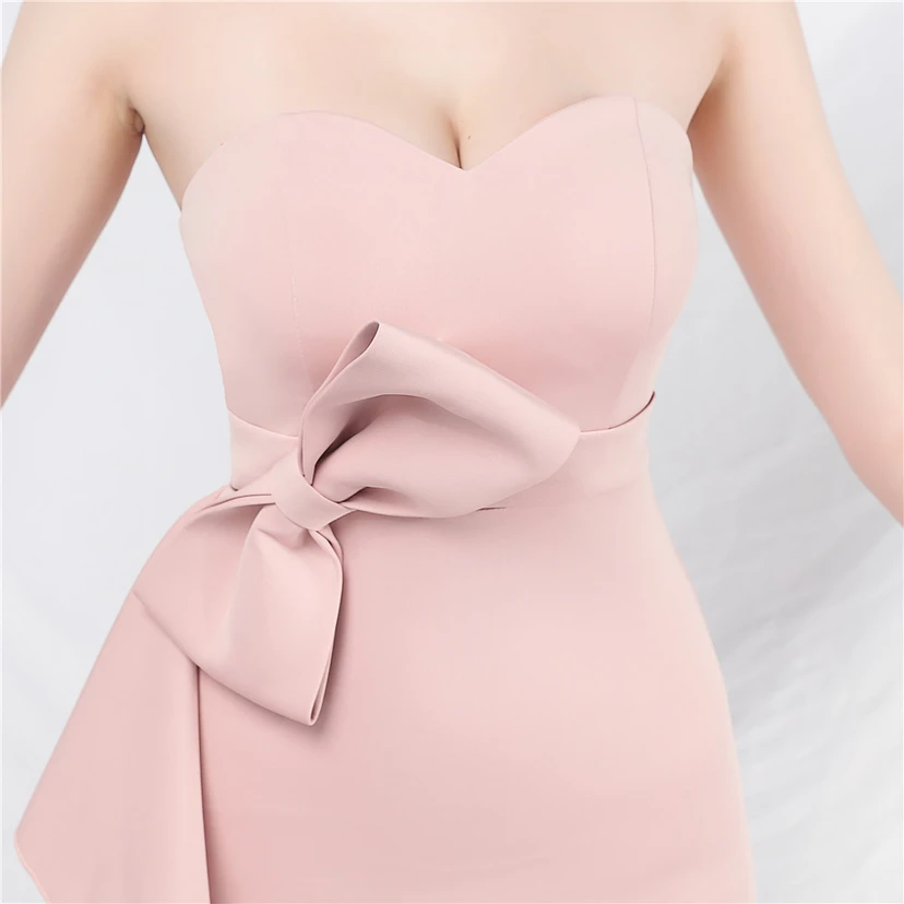 Brautjungfern-Empfangsdinner: Schulterfreies, trägerloses, langes Abendkleid view 17