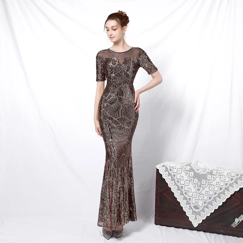 Elegantes, langärmeliges Paillettenkleid im Meerjungfrauenstil mit Meerjungfrauenschnitt – ein echter Hingucker! video preview