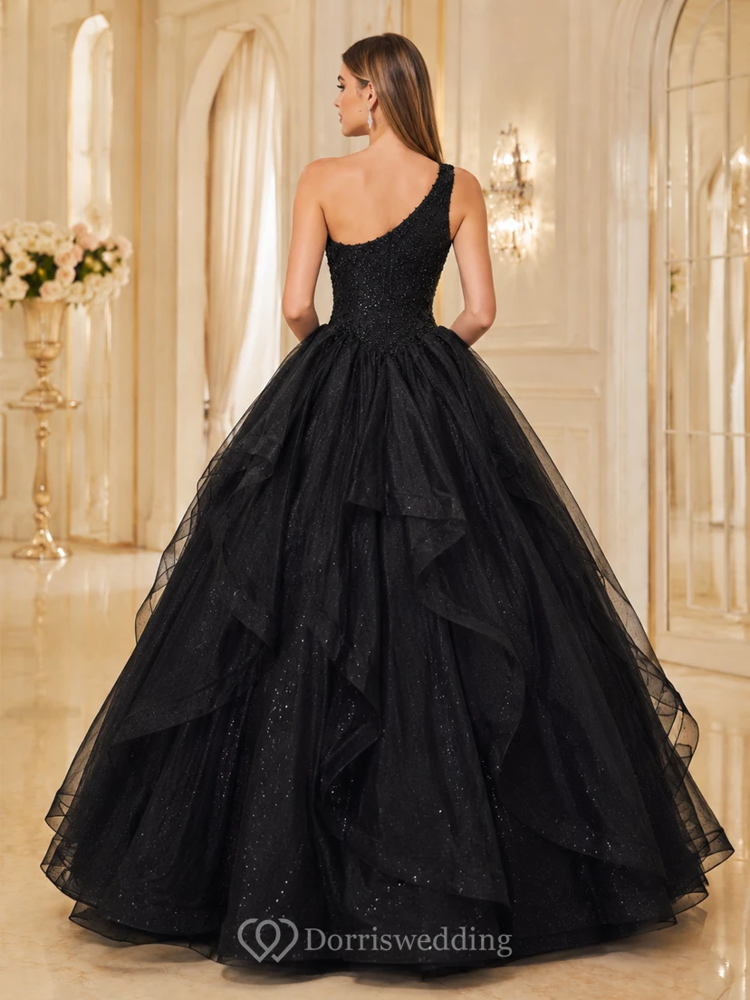 Vestido de fiesta de organza negro de un solo hombro con volantes en cascada, estilo princesa, largo hasta el suelo, ideal para quinceañeras, graduaciones y eventos formales. view 2