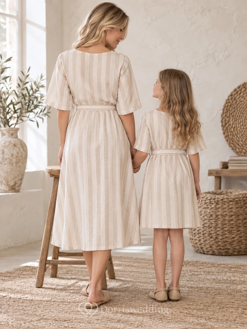 Robe assortie pour toute la famille, beige, rayée, simple et décontractée, à manches courtes et ceinture. view 2