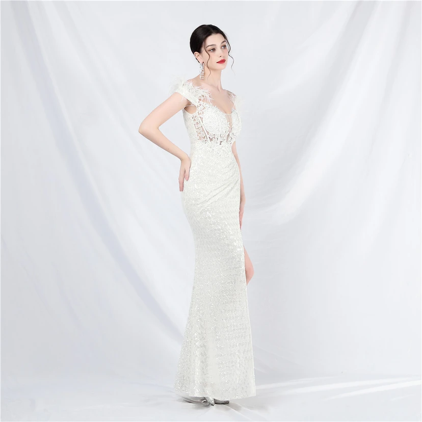 Vestido de noche de alta gama con chaleco de encaje de pelo de avestruz y diamantes, cintura de espina de pescado. view 24