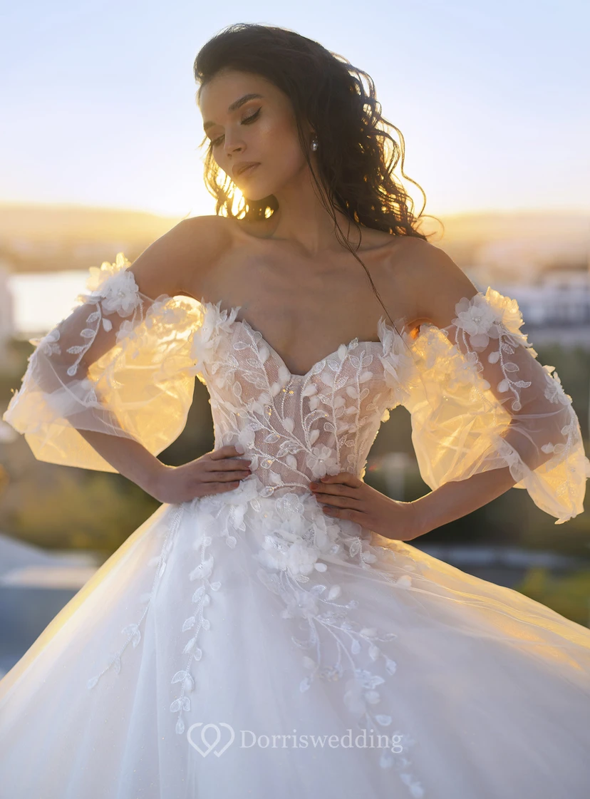 Illusion schulterfreies Tüll-Ballkleid mit Spitzenapplikationen – Hochzeitskleid view 3