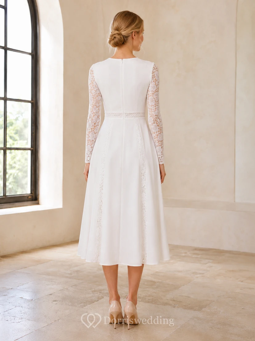 Robe de mariée civile plissée à manches longues en dentelle illusion bateau view 2