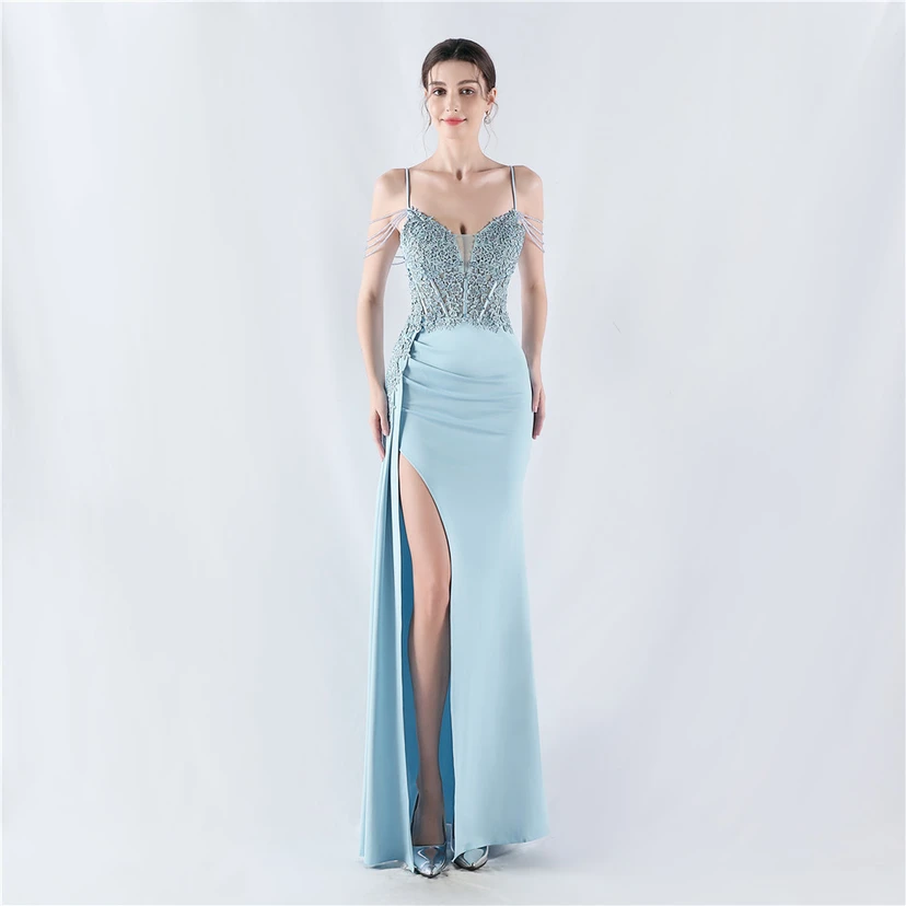 Schweres, mit Diamanten und Blumen besetztes, tailliertes Abendkleid aus Satin mit Fischgrätmuster und Perlenbesatz für Jahrestreffen und Hochzeiten view 52