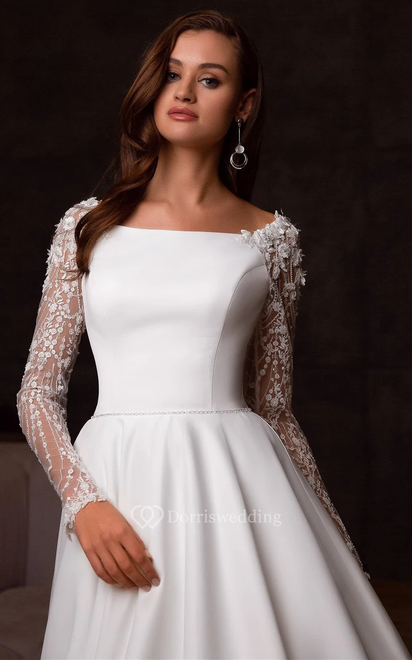 Lässiges A-Linien-Hochzeitskleid aus Satin mit eckigem Ausschnitt, Korsettrücken und Perlenstickerei view 4
