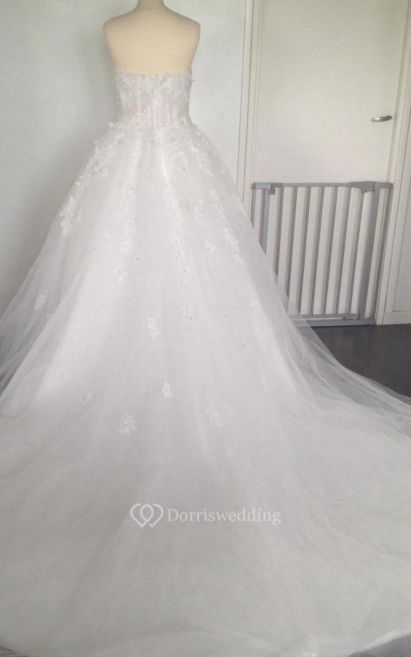 Sweetheart Tulle Ball Gown With Lace Bodice and Beadings view 2