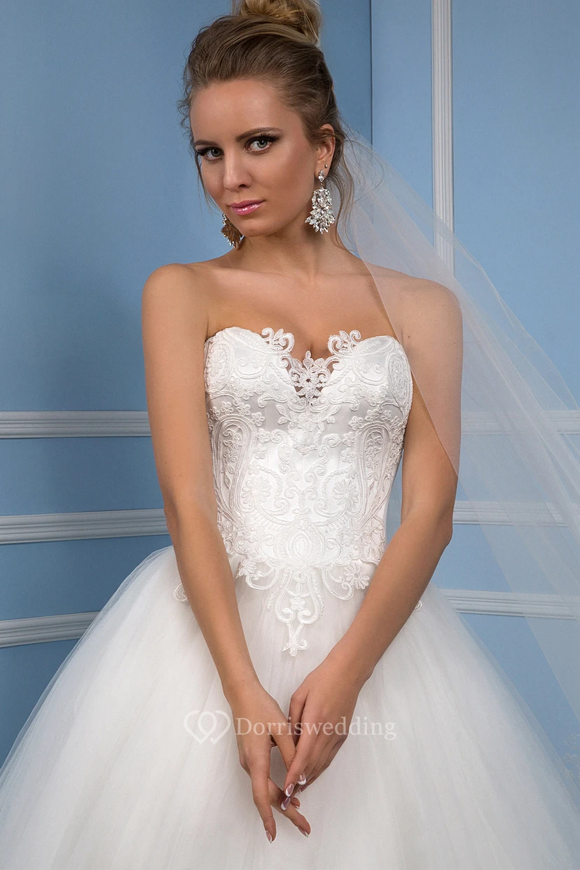 Maxi Sweetheart Appliqued Tulle Wedding Dress With Sweep Train And Corset Back view 3