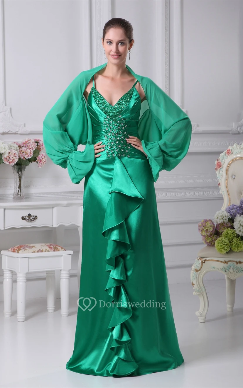 Spaghettiträger-Kleid aus Satin mit Raffungen, Kristallverzierungen und passendem Bolero