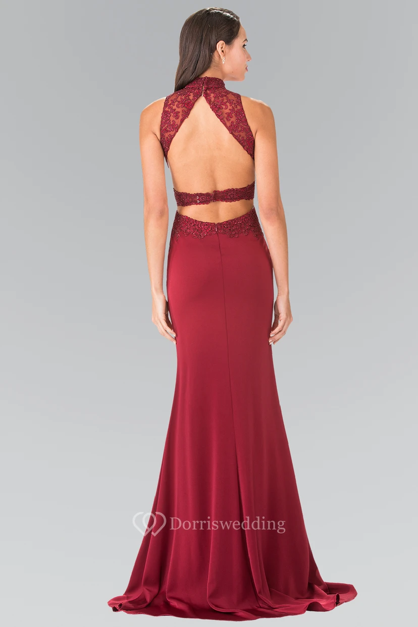 Langes, ärmelloses Jerseykleid mit hohem Kragen und offenem Rücken, verziert mit Perlen und Applikationen view 2