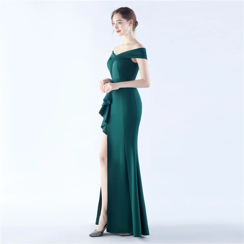 Klassisches langes Abendkleid aus Satin mit One-Shoulder-Ausschnitt view 30