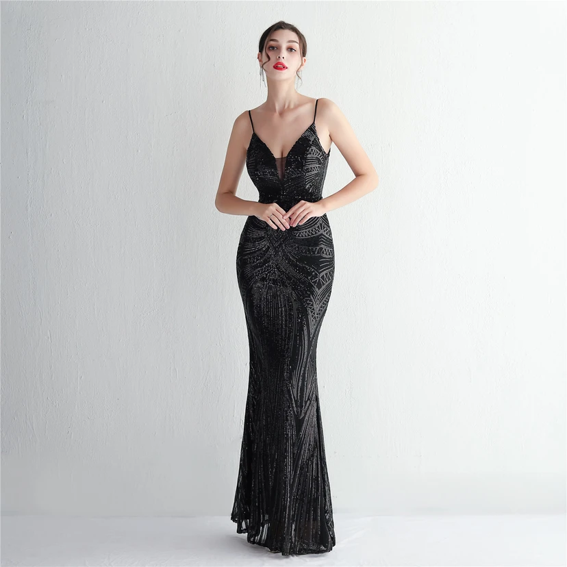 Vestido largo de noche con lentejuelas y tirantes de flores, ajustado, elegante y de estilo sofisticado. view 80