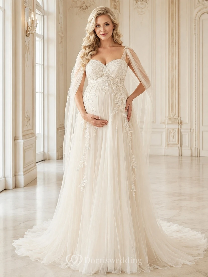 Vestido de novia premamá romántico de corte A con mangas tipo capa y encaje y tul