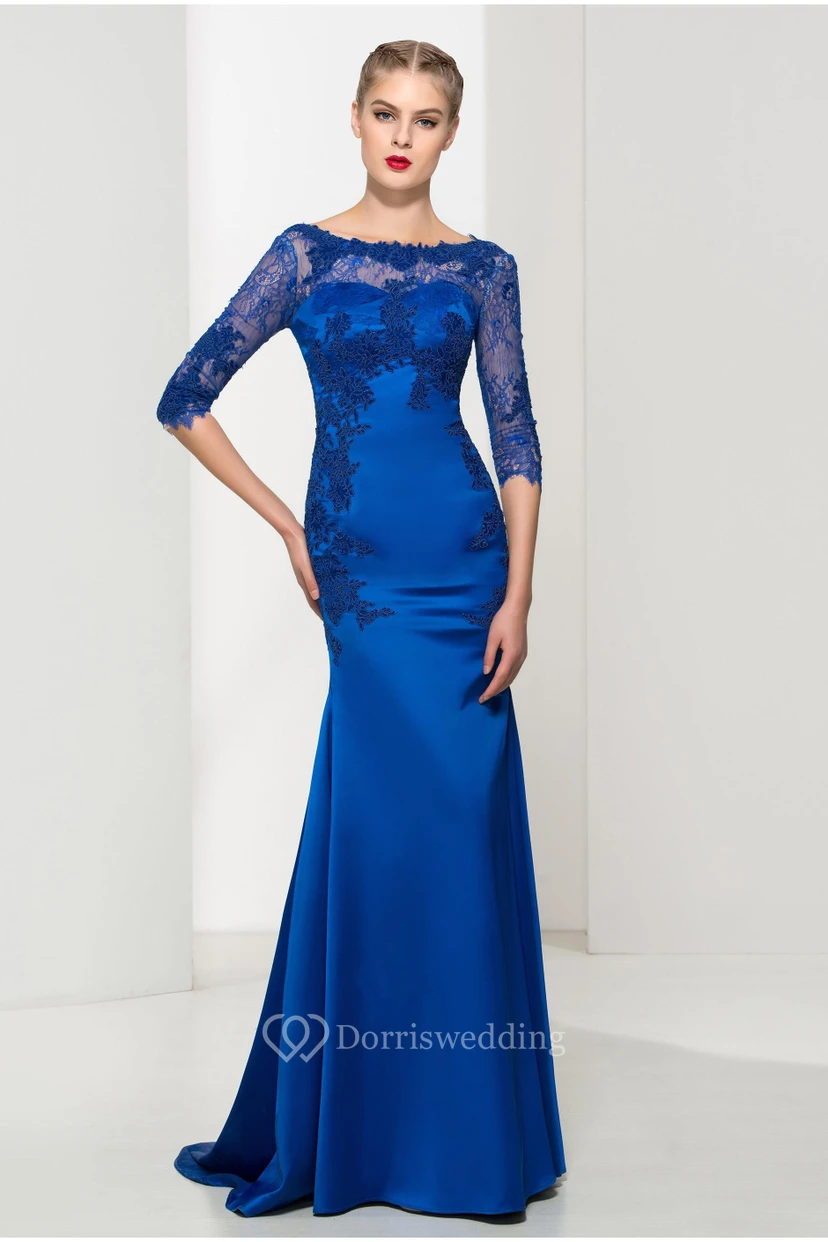 Elegante vestido de satén y tul estilo sirena con escote barco y mangas cortas y espalda en V.