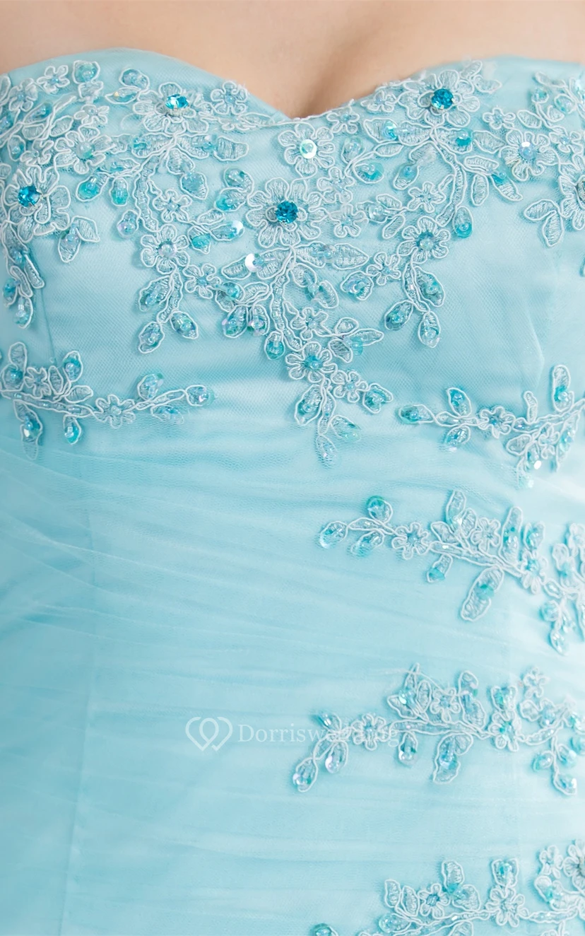 Robe de bal sans manches en tulle, coupe trapèze, dos corset et perles view 4
