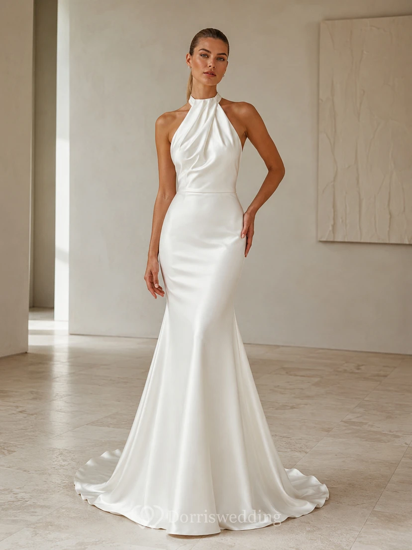 Robe de mariée fourreau sexy en satin, dos nu, décolleté dos nu et traîne