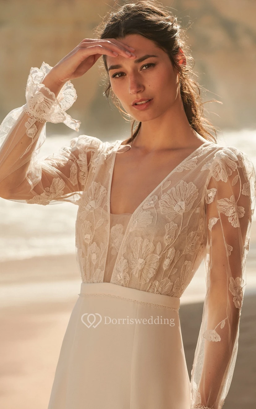 Lässiges Chiffon-Etui-Brautkleid mit Illusion-Effekt, langen Ärmeln, Applikationen und tiefem V-Ausschnitt am Rücken view 3