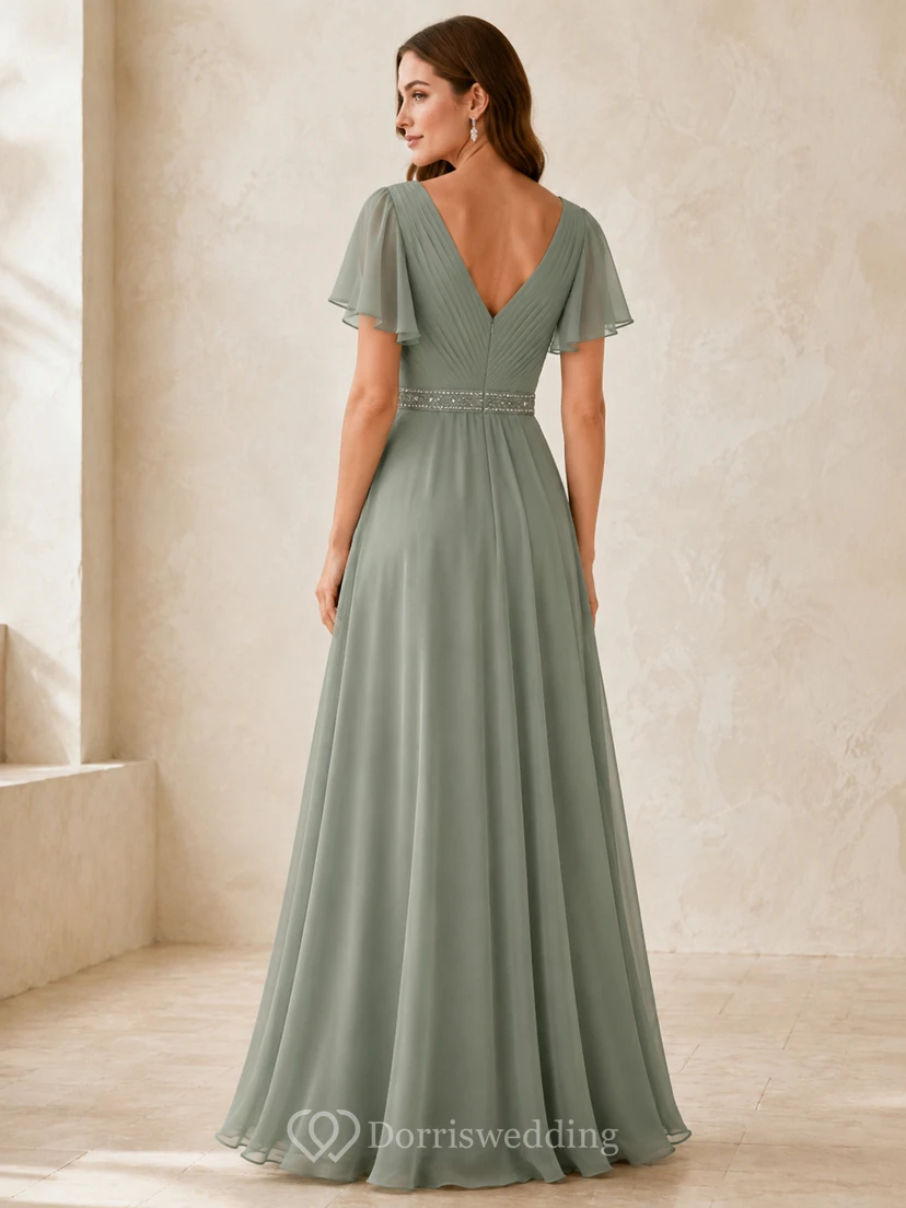 Vestido de dama de honor romántico de gasa color celadón con escote en V, mangas con volantes y bordados, corte en A y largo hasta el suelo. view 2