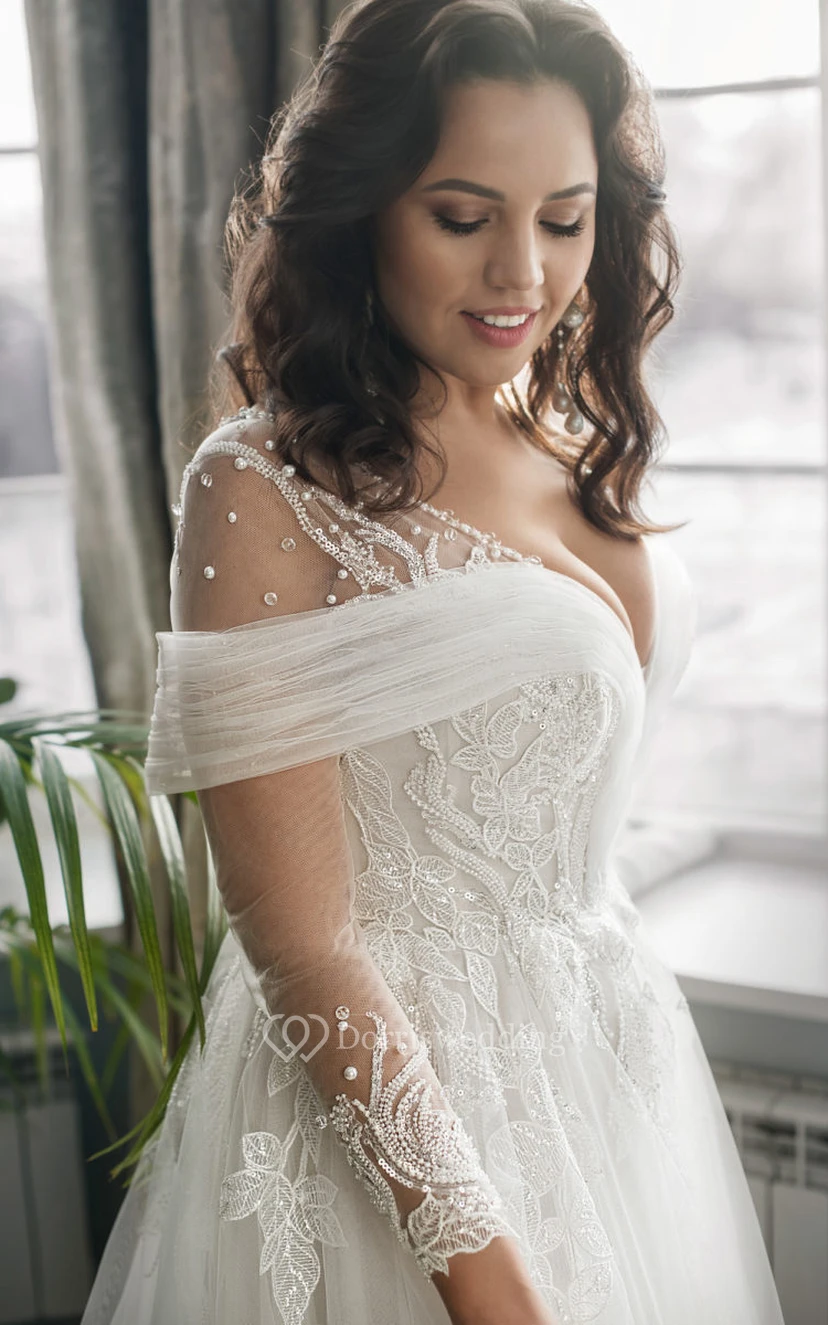 Robe de mariée vintage sexy grande taille en tulle fendu sur le devant, coupe trapèze, dentelle illusion, manches longues, manches longues view 3