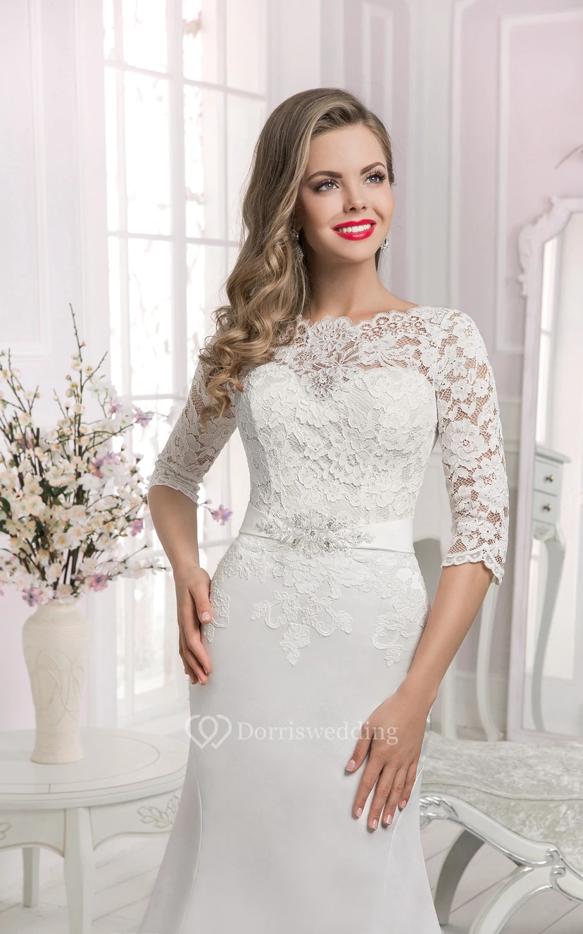 Langes Meerjungfrauenkleid mit halblangen Ärmeln, Spitzenoberteil und Kristallverzierungen, ideal für die Mutter der Braut view 2