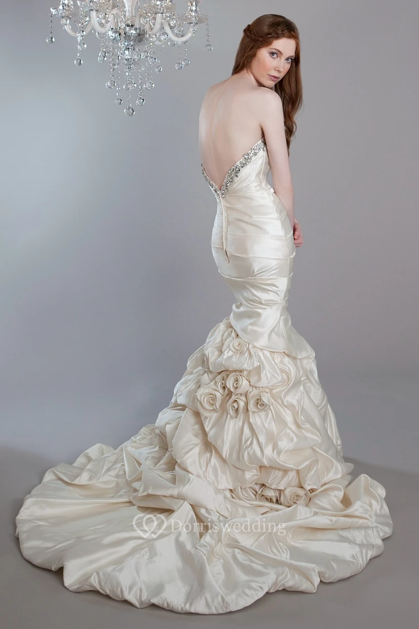 Mermaid Beaded Sweetheart Sleeveless Satin Wedding Dress view 3