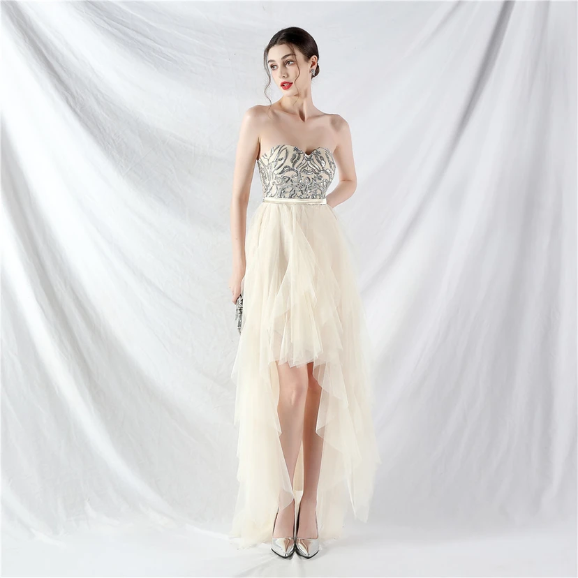 Kleid mit positionierten Blumenperlen und gespleißtem Netzstoff view 13