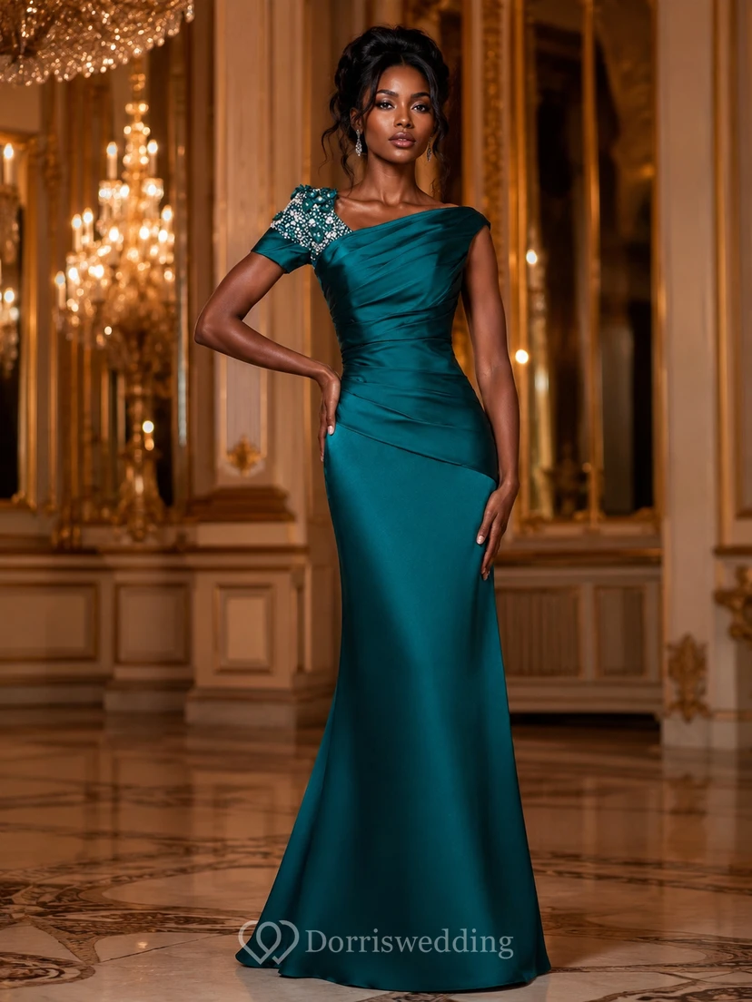 Asymmetrisches Meerjungfrauen-Kleid aus Satin mit Strasssteinen und Raffungen view 5