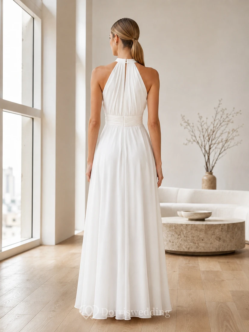 Robe de mariée moderne en mousseline de soie, drapée asymétrique, coupe trapèze, longueur au sol, dos nu, sans manches, robe de mariée longue sans manches à bretelles. view 2