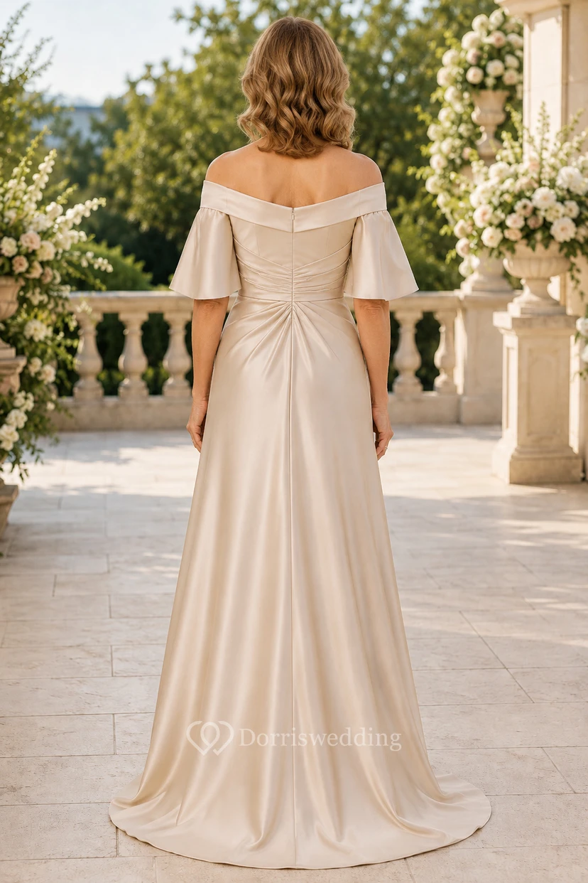 Champagnerfarbenes, schulterfreies A-Linien-Kleid aus Satin mit kurzen Ärmeln view 2