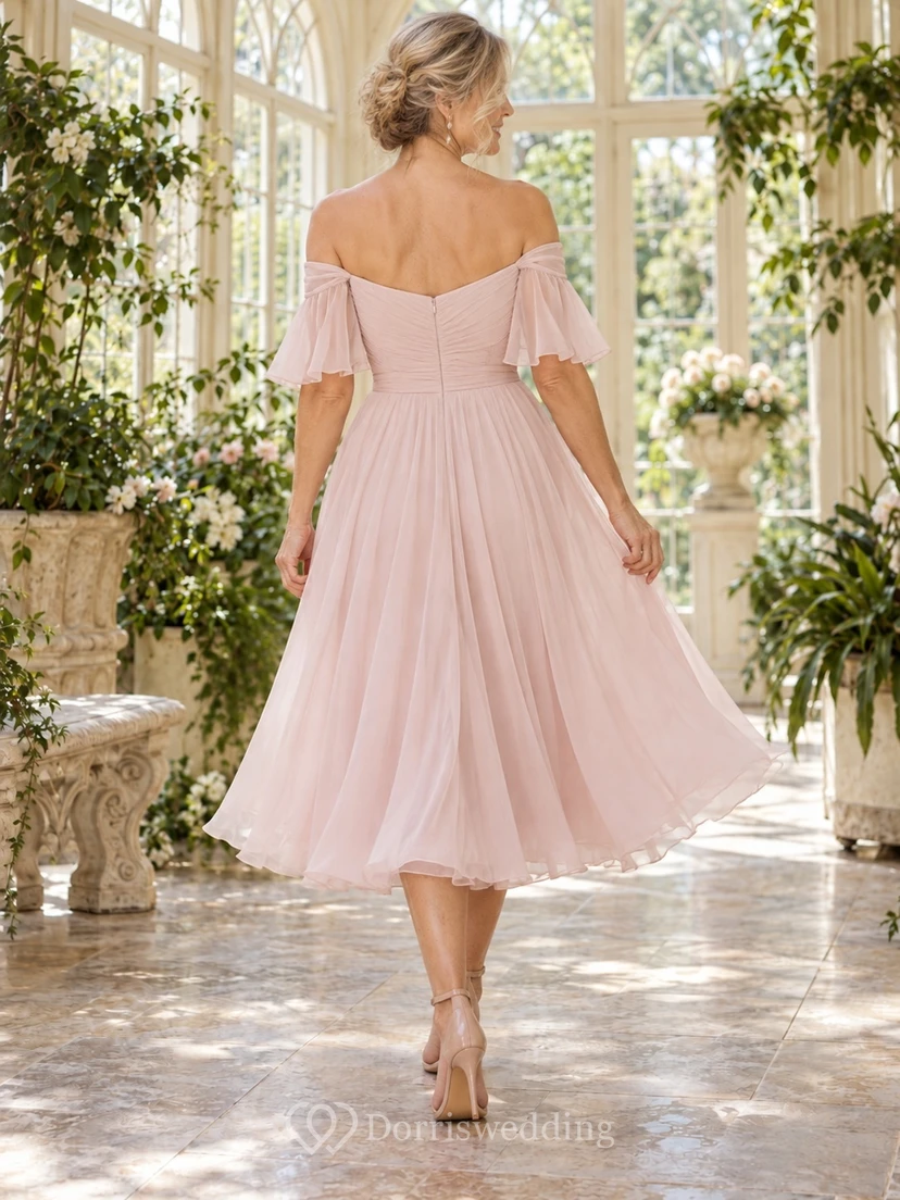 Schulterfreies, rosafarbenes, teelanges, plissiertes Chiffon-A-Linien-Brautkleid mit flatternden Ärmeln view 2