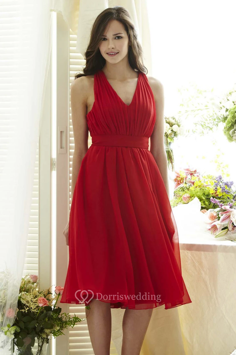 Knee-Length A-Line Ruched V-Neck Sleeveless Chiffon Bridesmaid Dress