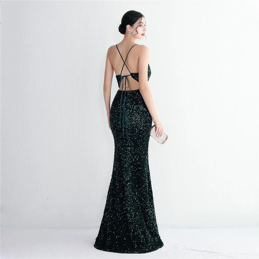 Paillettenbesetztes Abendkleid mit Samtsaum, langen Trägern und schmaler Silhouette für elegante Bankette view 12