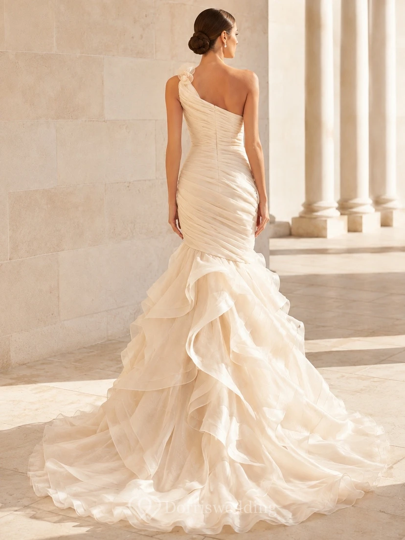 Schlichtes, bodenlanges, ärmelloses Brautkleid mit V-Ausschnitt im Meerjungfrauen-/Trompetenstil für formelle Anlässe view 2