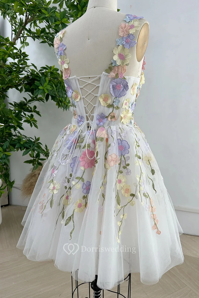 Vestido blanco sin tirantes con bordado floral view 14
