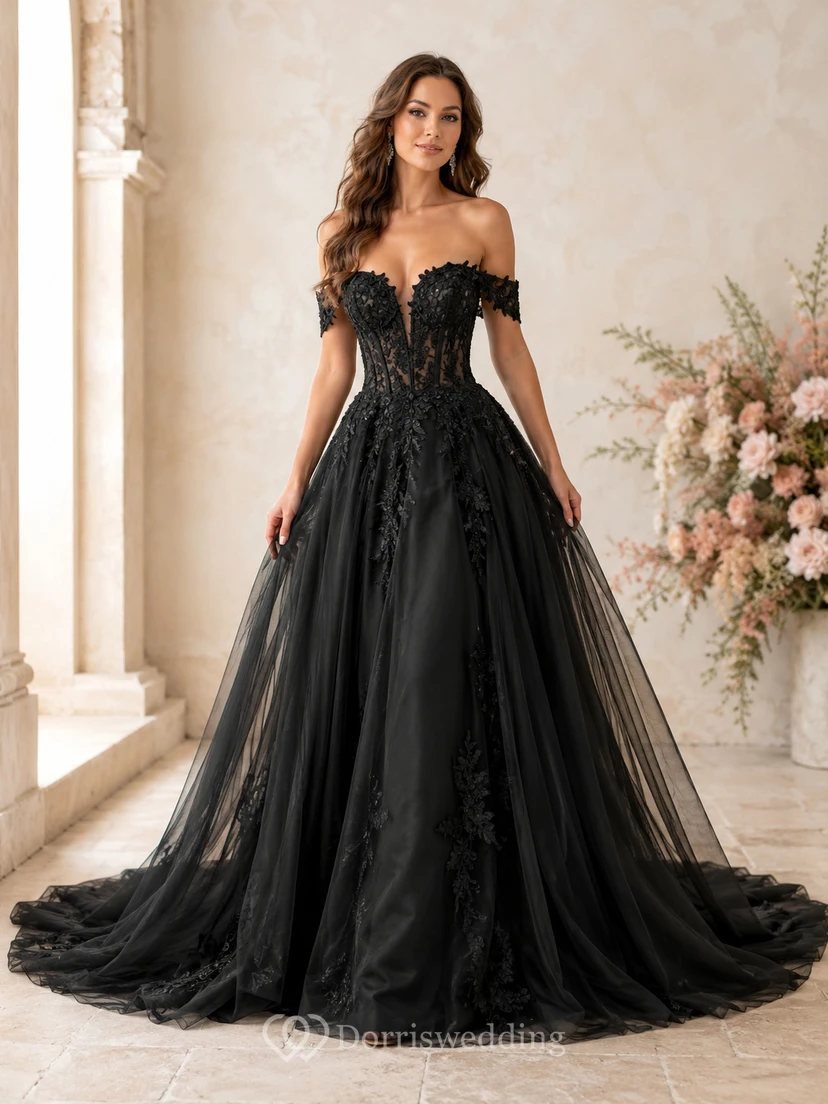 Robe de mariée noire à épaules dénudées, dos nu en forme de cœur, ornée de dentelle florale et de tulle, avec traîne cathédrale