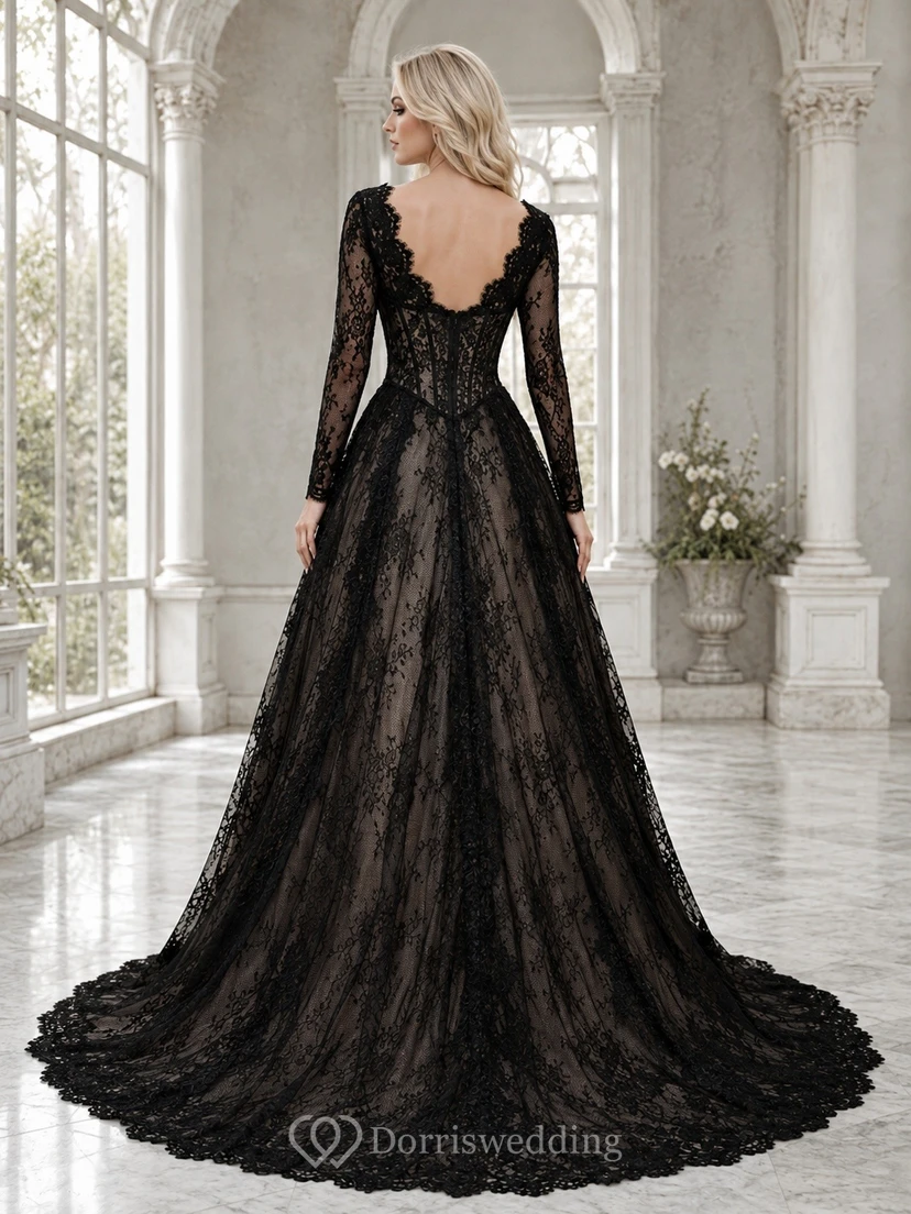 Vestido de novia negro de manga larga, corte A, encaje y largo hasta el suelo view 2