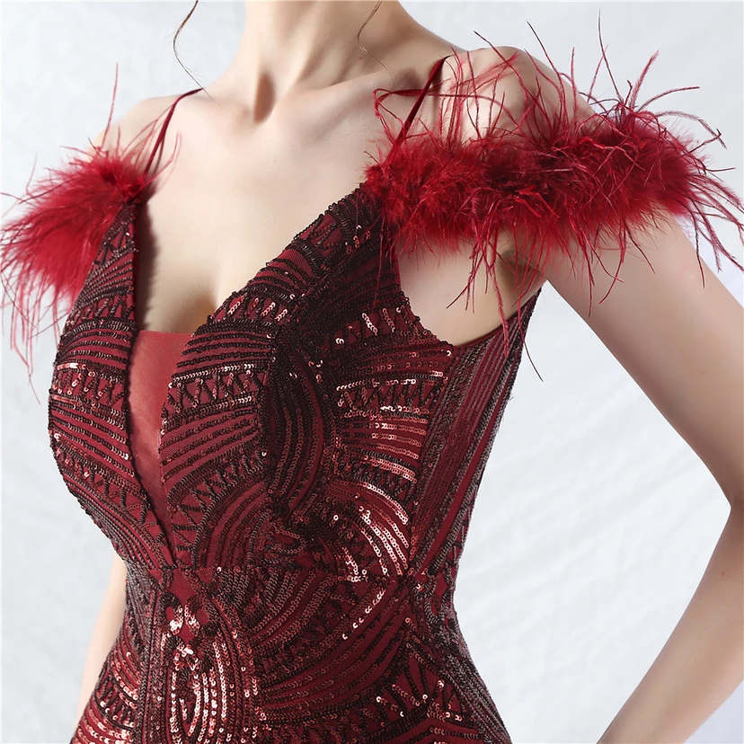 Vestido de noche con cuentas florales y plumas de avestruz elaboradas artesanalmente view 85