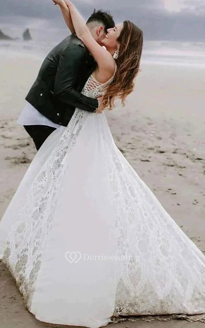 Lässiges, ärmelloses Chiffon-Hochzeitskleid im Landhausstil mit Spaghettiträgern, Empire-Stil view 2