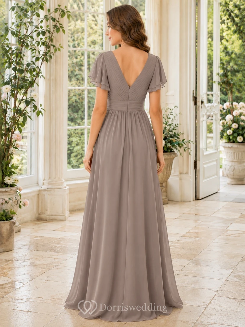 Robe de demoiselle d'honneur junior taupe, coupe trapèze, col en V, manches courtes froncées, élégante view 2