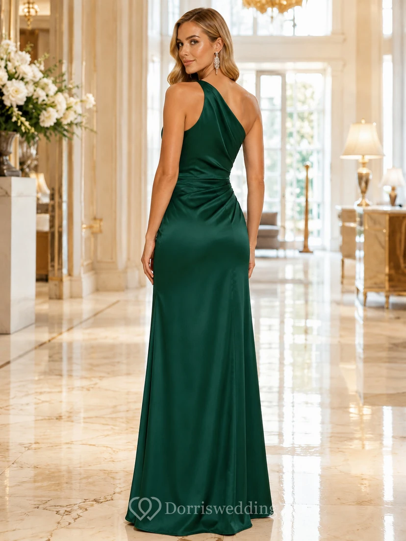 Elegante vestido de fiesta de satén sin mangas, de un solo hombro, color verde oscuro, estilo tubo, de la marca Emerald Gala. view 2