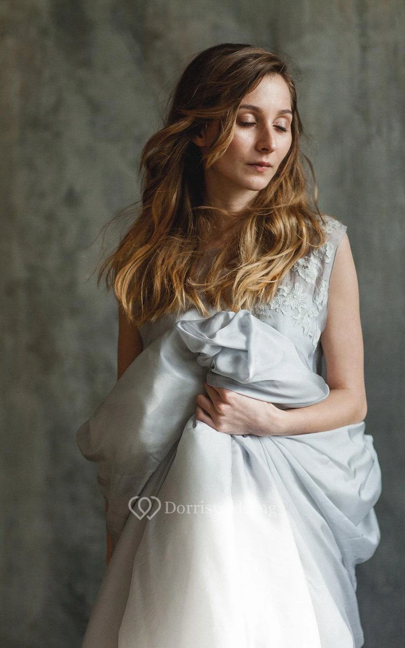 Chiffon- und Spitzenkleid mit Blume view 4