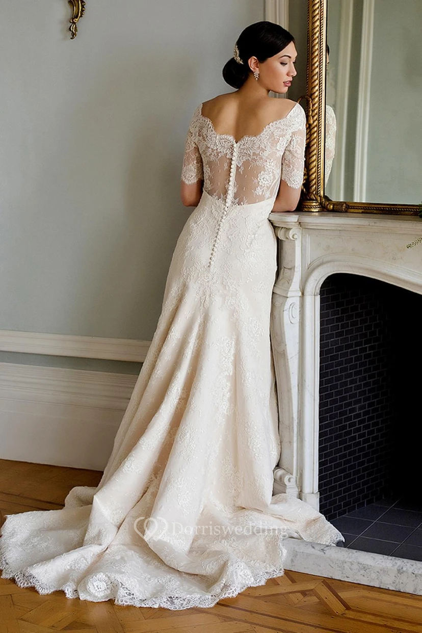 Sheath Short-Sleeve Scoop-Neck Lace Wedding Dress With Illusion view 2