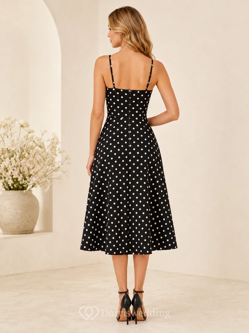 Schwarzes Midikleid mit Polka-Dots, Spaghettiträgern und Herzausschnitt view 2