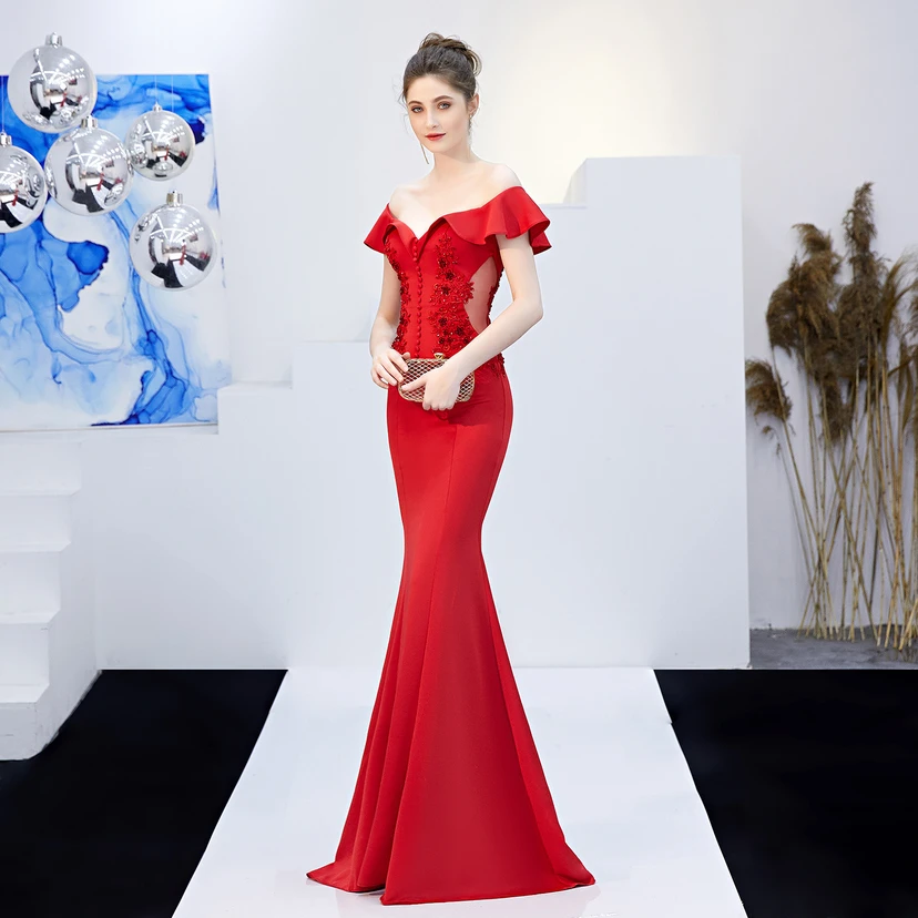 Robe de mariée longue rouge asymétrique à une épaule, coupe sirène, idéale pour un banquet ou une soirée de mariage. view 31