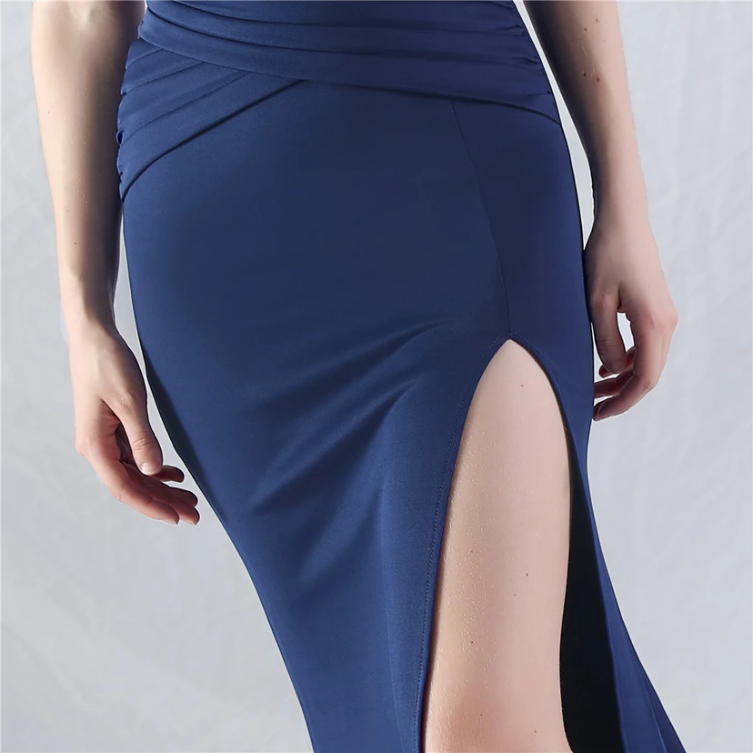 Fischgrätmusterweste, tailliertes Satinkleid mit Faltenwurf, handgefertigtes High-End-Abendkleid mit Straußenfedern view 18