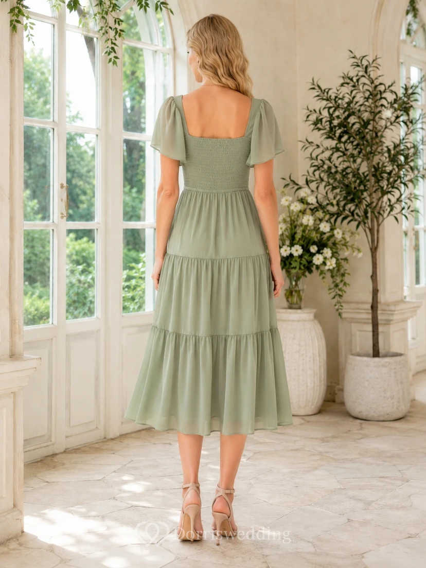 Salbeigrünes, gestuftes Chiffonkleid in A-Linie mit eckigem Ausschnitt und Puffärmeln in Teelänge view 2