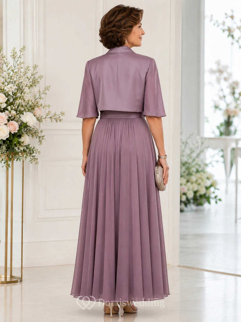 A-Line V-Neck Short Sleeve Chiffon Mother Dress with Lace view 3