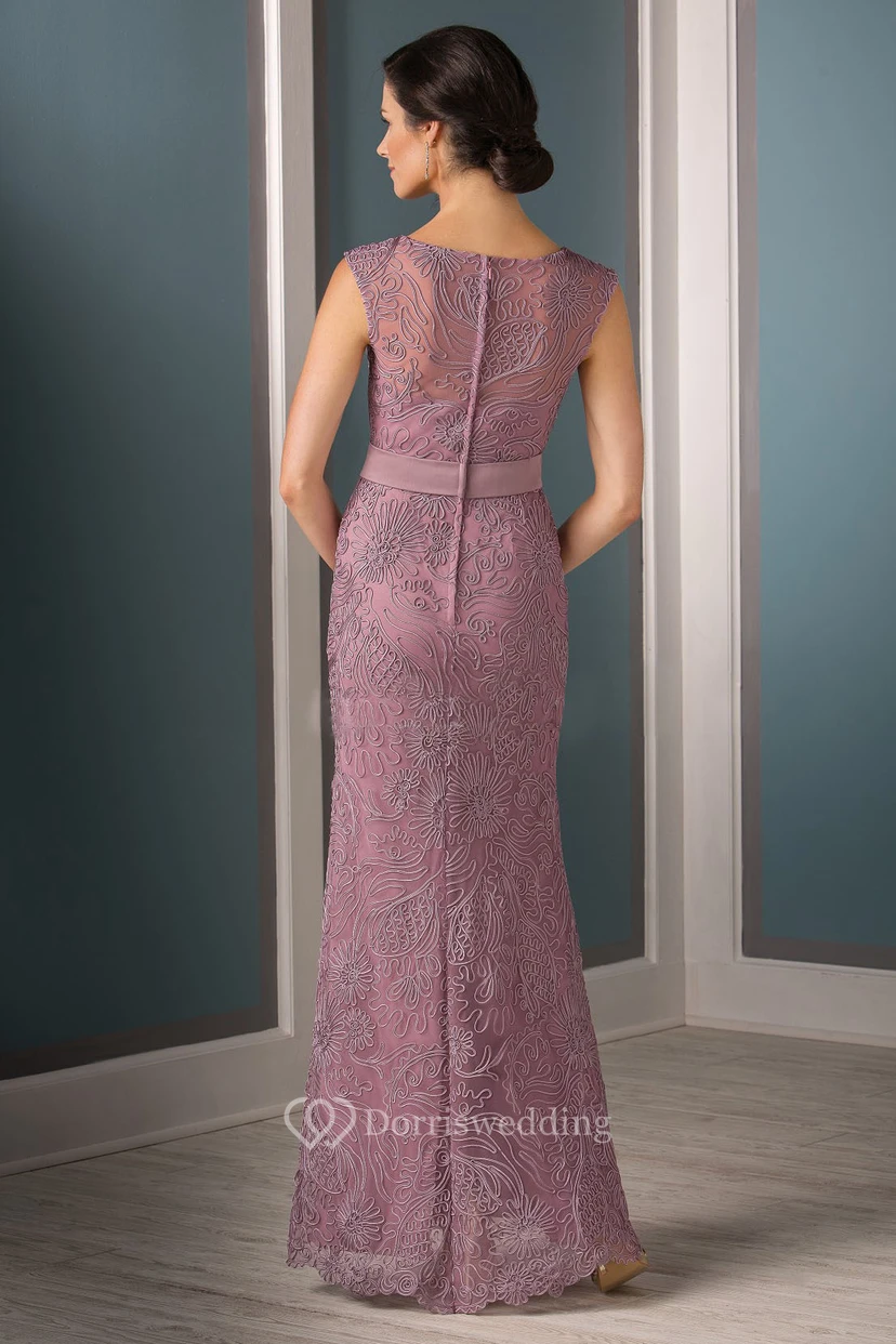 Brautmutterkleid mit V-Ausschnitt, kurzen Ärmeln, Applikationen und Falten view 4