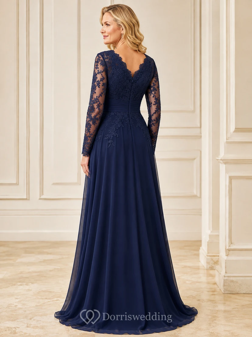 Elegantes, dunkelblaues Mutterkleid mit V-Ausschnitt, Illusionsspitze und langen Ärmeln view 2