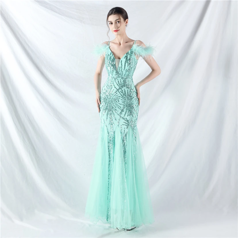 9-farbiges, handgefertigtes Abendkleid aus Kamelfedern, Netzstoff und Pailletten, sexy Trägern view 71