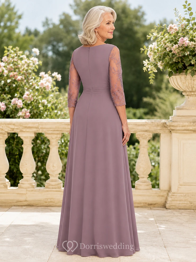 Vintage-Brautkleid in Mauve-Spitze, schlicht und elegant, mit Illusion-Ausschnitt, Dreiviertelärmeln, A-Linien-Schnitt und bodenlangem Chiffon-Detail, ideal für die Mutter älterer Bräute. view 2